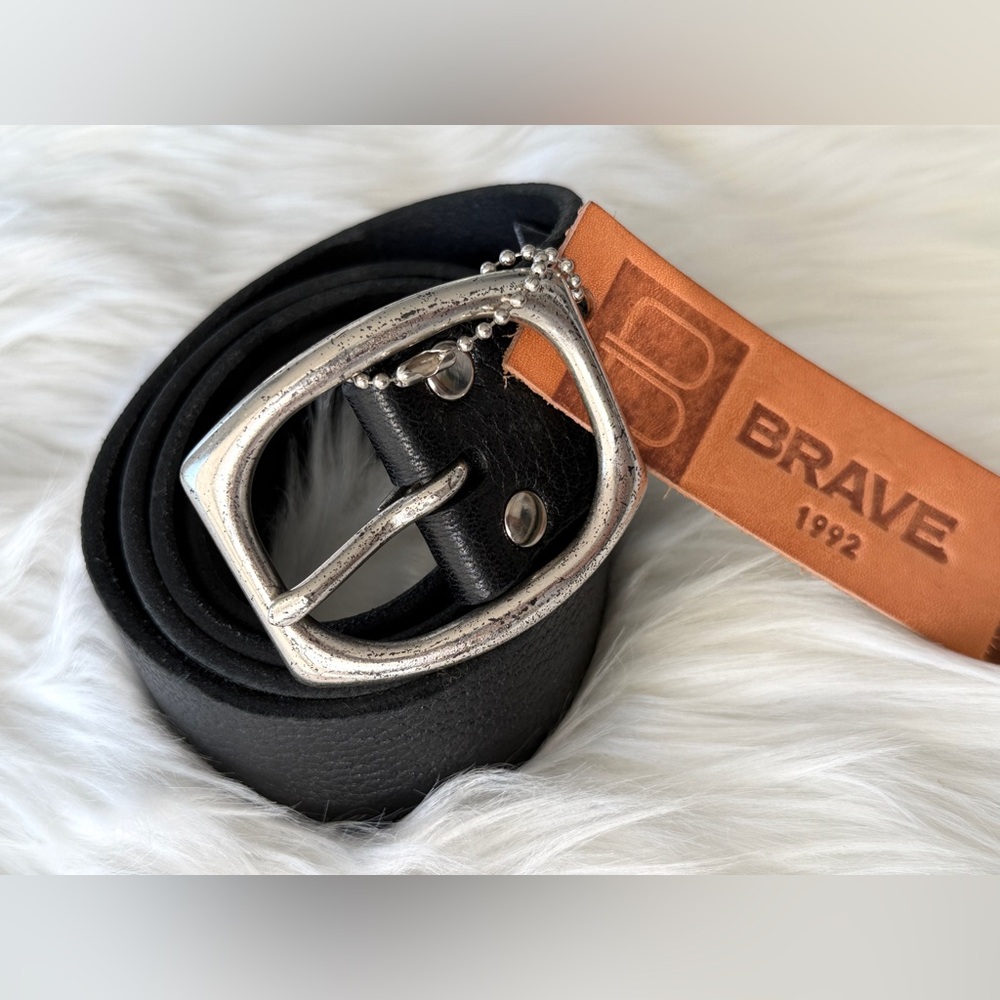 🇨🇦 Brave Leather Collection - Black Silver - Picture 7 of 15